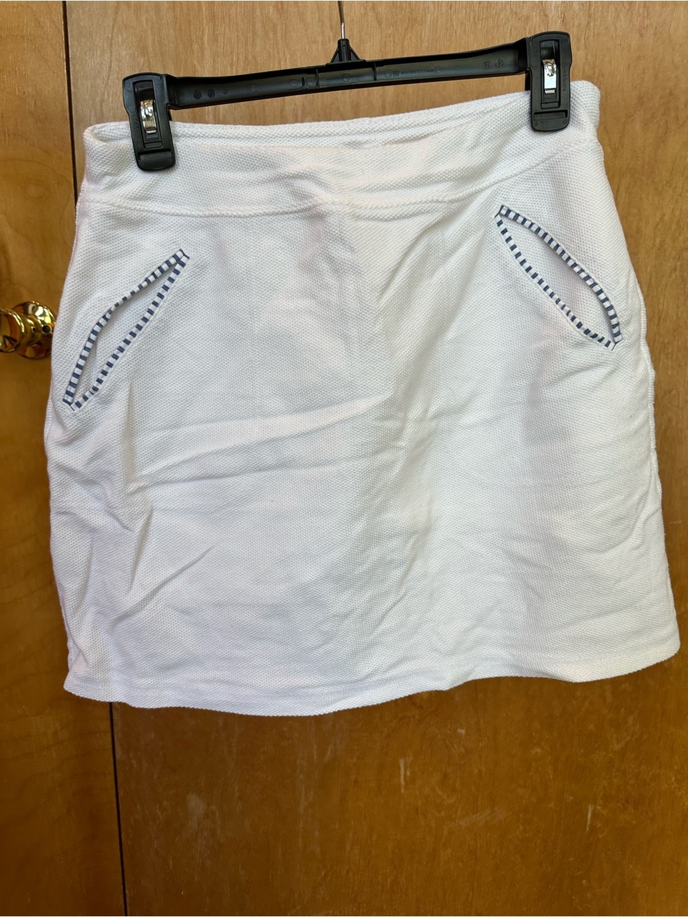 Talbots White Knit Mini Skirt with Navy Trim